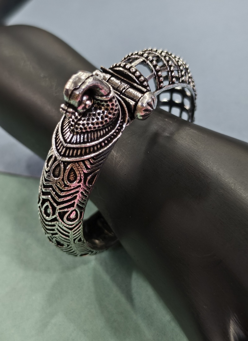 Shimmering Brass The Oxidized Silver Essence Kada