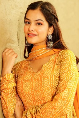 Yellow Georgette Digital Print Anarkali Gown