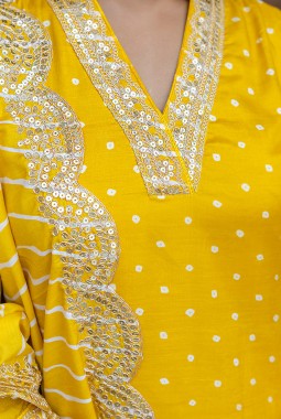 Yellow Silk Embroidered Wedding Salwar Kameez
