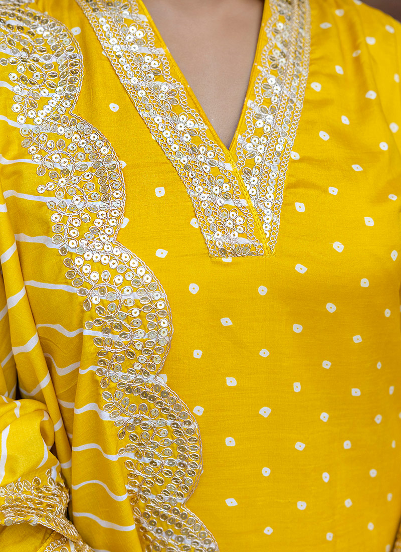 Yellow Silk Embroidered Wedding Salwar Kameez Yellow Silk Embroidered Wedding Salwar Kameez