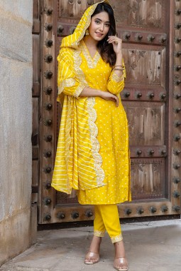 Yellow Silk Embroidered Wedding Salwar Kameez