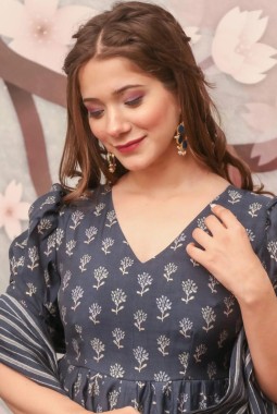 Cement Grey Pure Maslin Digital Printed Salwar Kameez