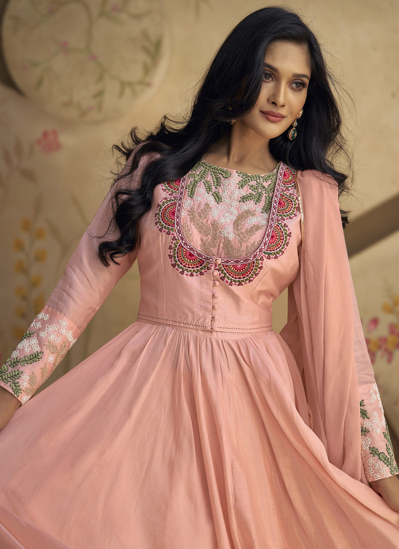 Pink Pure Silk Embroidered Wedding Salwar Kameez