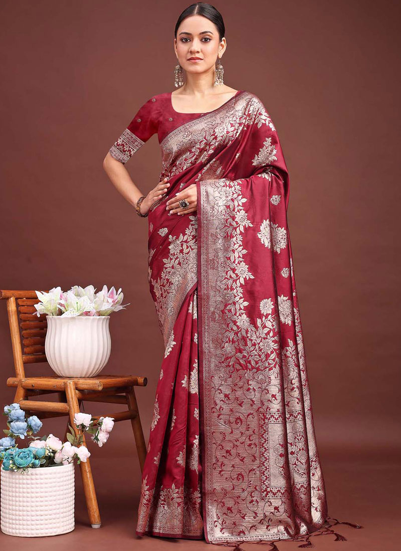 Maroon Banarasi Silk Wedding Saree Maroon Banarasi Silk Wedding Saree