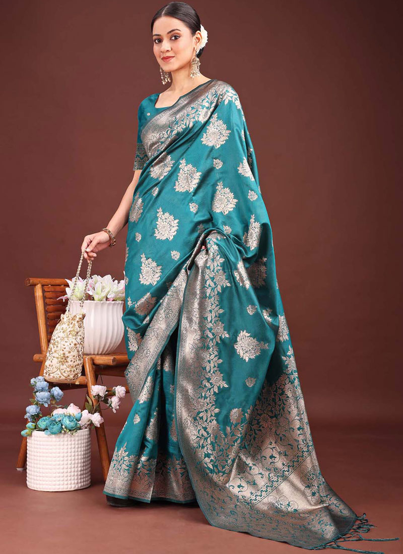 Sea Green Banarasi Silk Wedding Saree Sea Green Banarasi Silk Wedding Saree