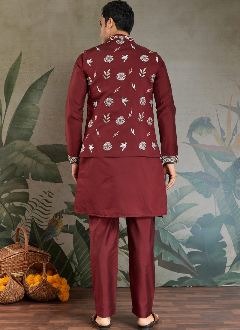 Maroon Viscose Silk Thread Embroidered Navratri Kurta Maroon Viscose Silk Thread Embroidered Navratri Kurta
