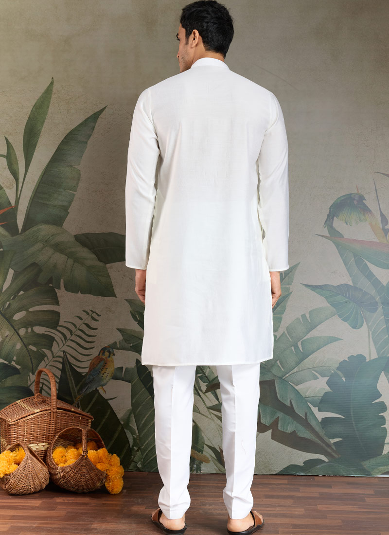 White Viscose Mirror Work Navratri Kurta With Dupatta White Viscose Mirror Work Navratri Kurta With Dupatta
