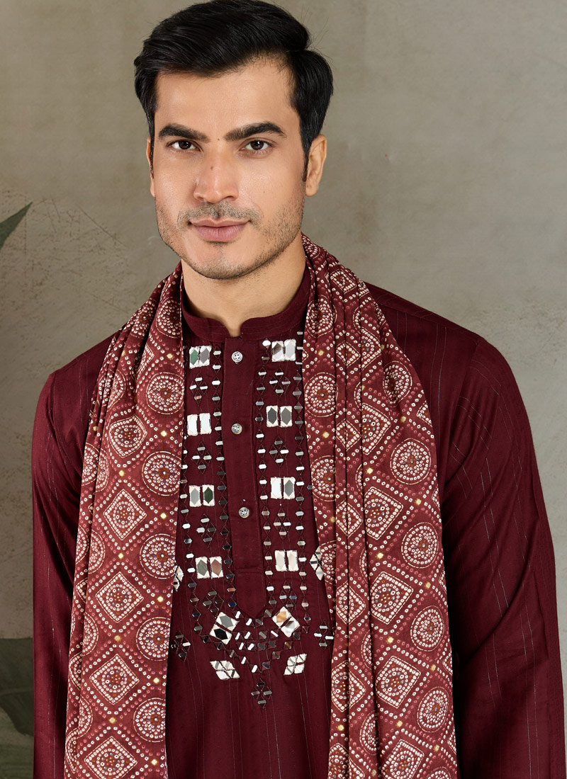 Maroon Viscose Zari Weaving Navratri Kurta With Dupatta Maroon Viscose Zari Weaving Navratri Kurta With Dupatta