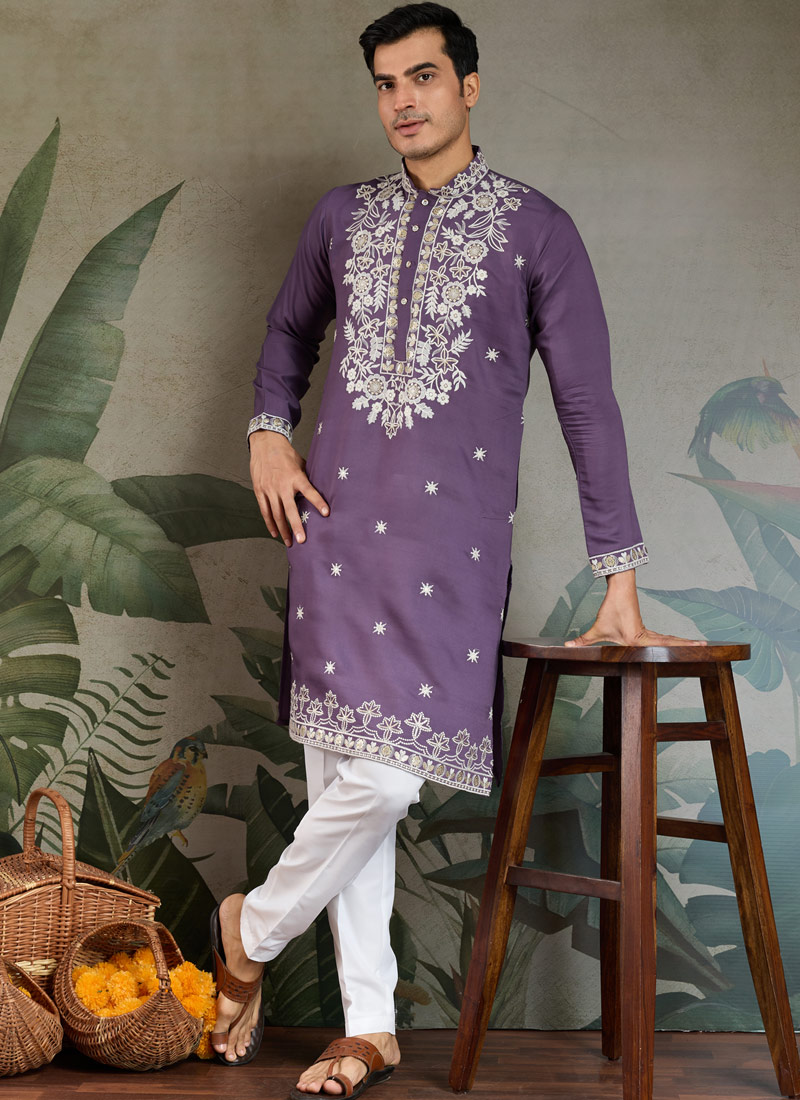Pastel Purple Viscose Silk Thread Embroidered Navratri Kurta Pastel Purple Viscose Silk Thread Embroidered Navratri Kurta