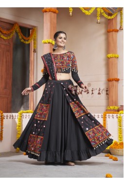 Night Sky Elegance Black Rayon Thread Embroidery Navratri Chaniya Choli