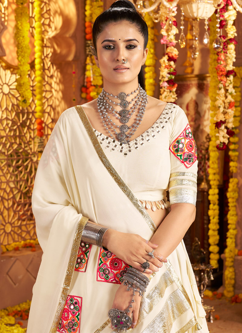 White Viscose Rayon Thread Mirror Work Navratri Chaniya Choli White Viscose Rayon Thread Mirror Work Navratri Chaniya Choli
