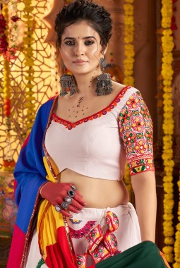 White Viscose Cotton Thread Embroidered Navratri Chaniya Choli