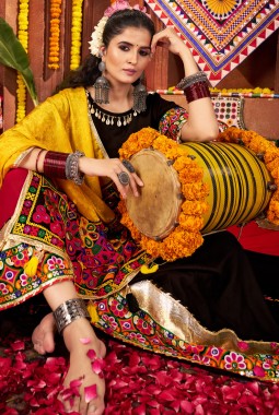 Multi Color Viscose Cotton Thread With Mirror Work Navratri Chaniya Choli