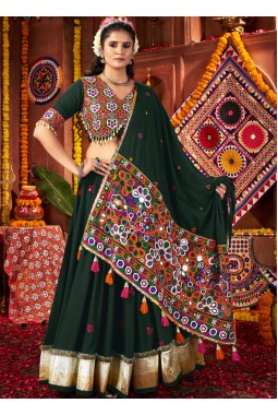 Green Viscose Cotton Thread With Mirror Work Navratri Chaniya Choli