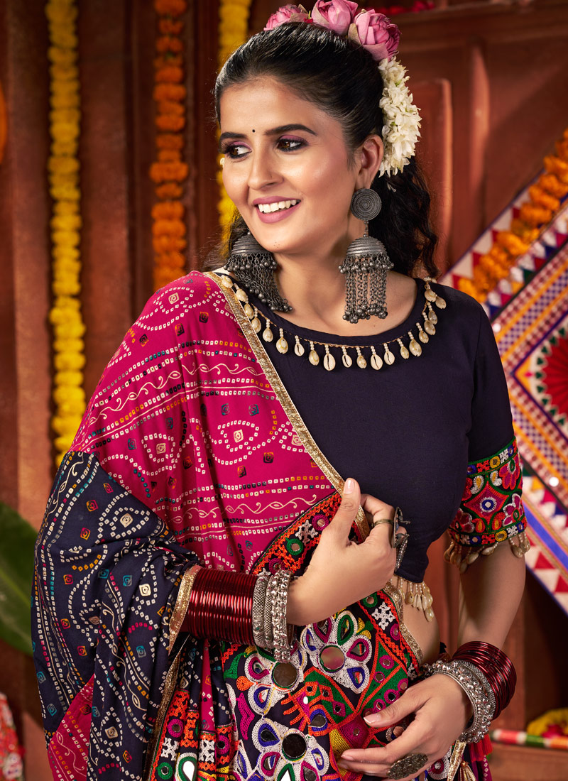 Multi Color Viscose Cotton Thread With Lampi Lace Navratri Chaniya Choli Multi Color Viscose Cotton Thread With Lampi Lace Navratri Chaniya Choli