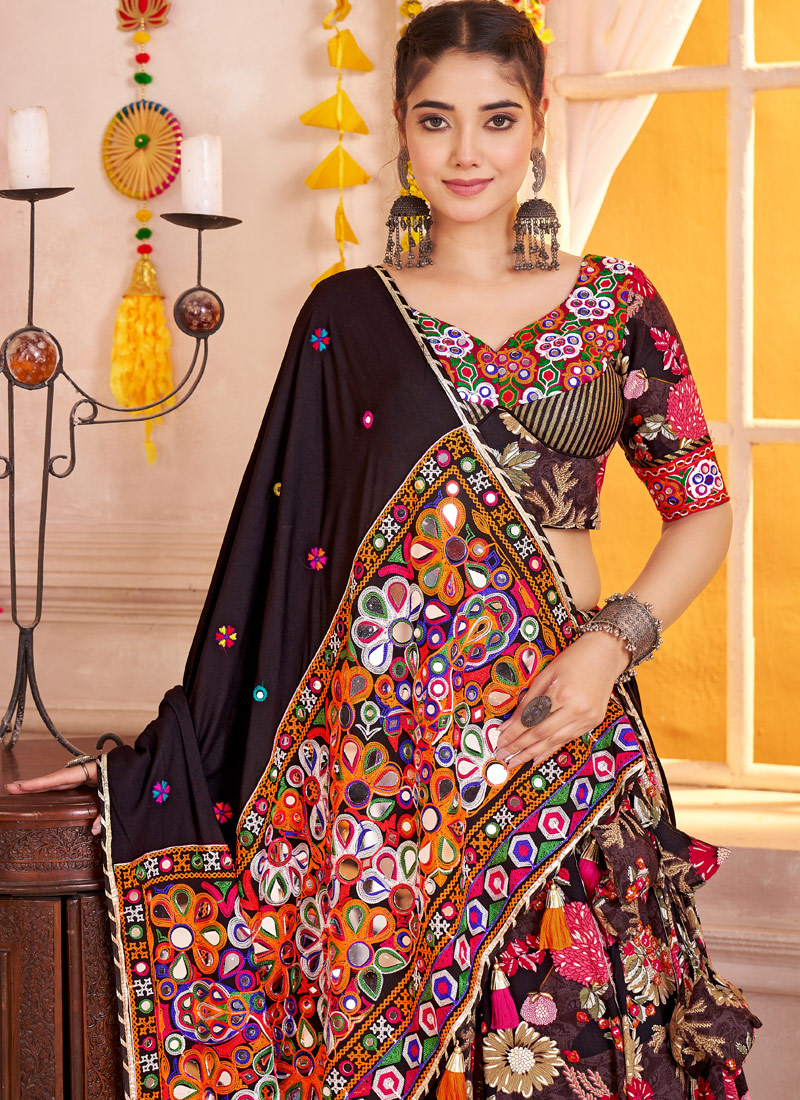 Black Viscose Cotton Lampi Border Navratri Chaniya Choli