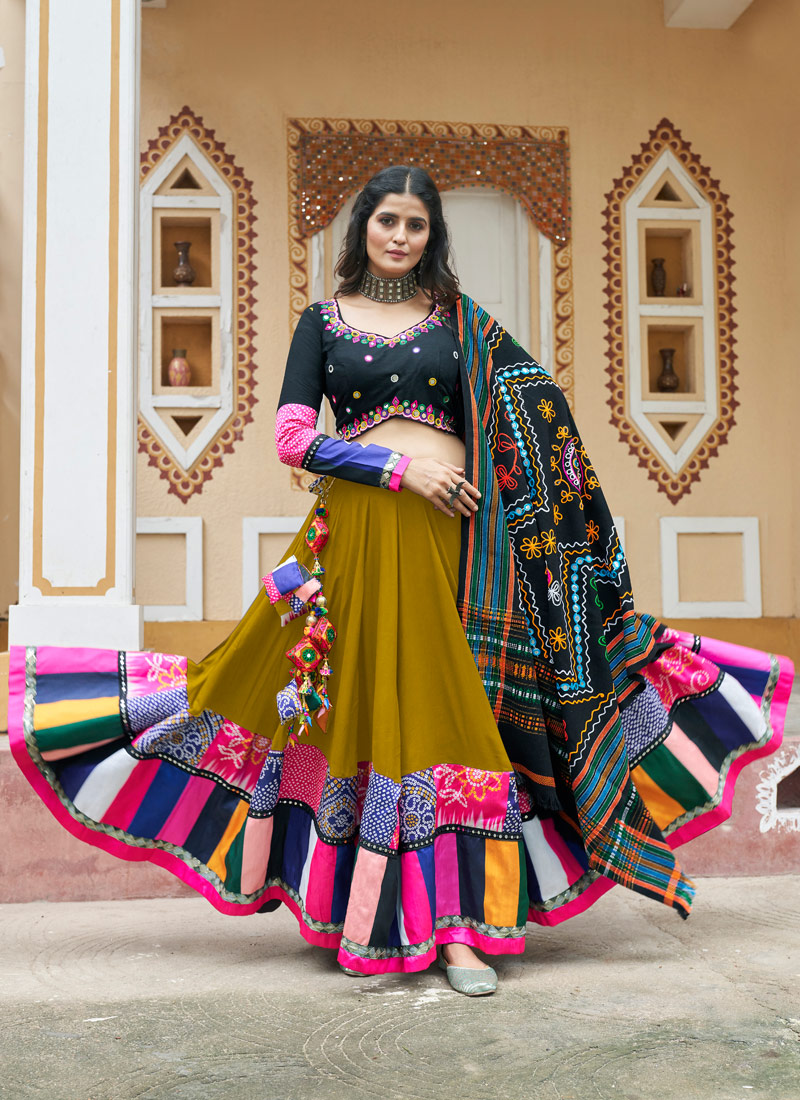 Flouracent Green Viscose Rayon Printed Navratri Chaniya Choli